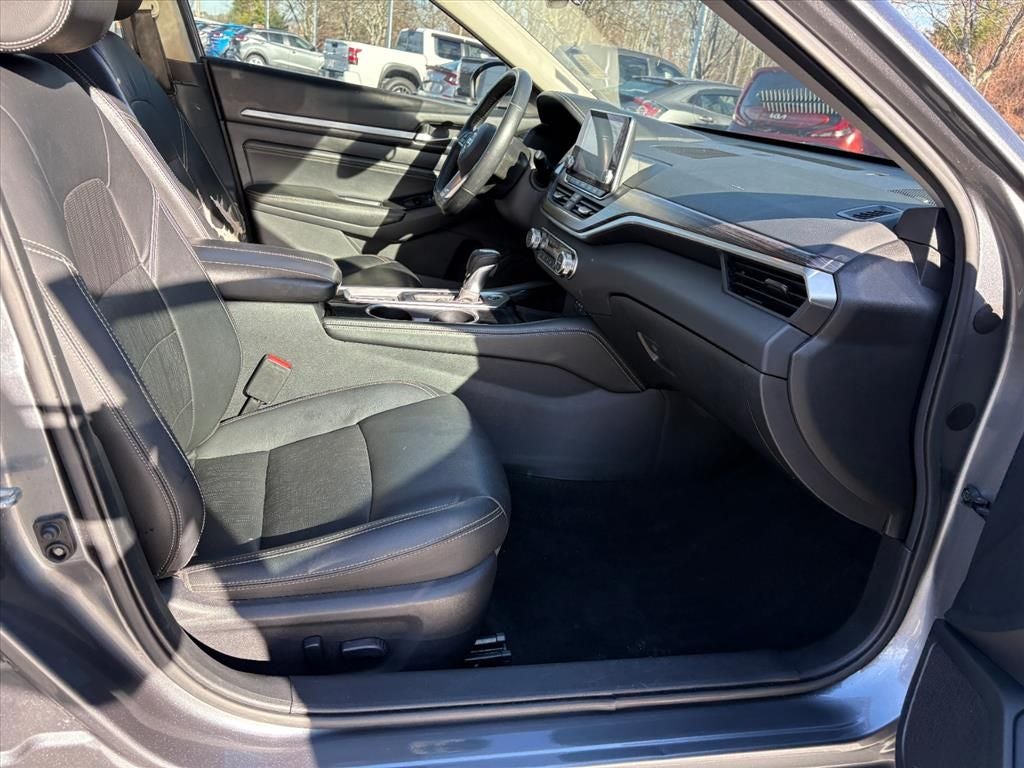 2020 Nissan Altima 2.5 Platinum