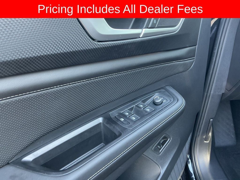2025 Volkswagen Atlas Cross Sport 2.0T SEL
