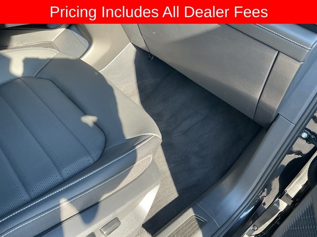 2025 Volkswagen Atlas Cross Sport 2.0T SEL