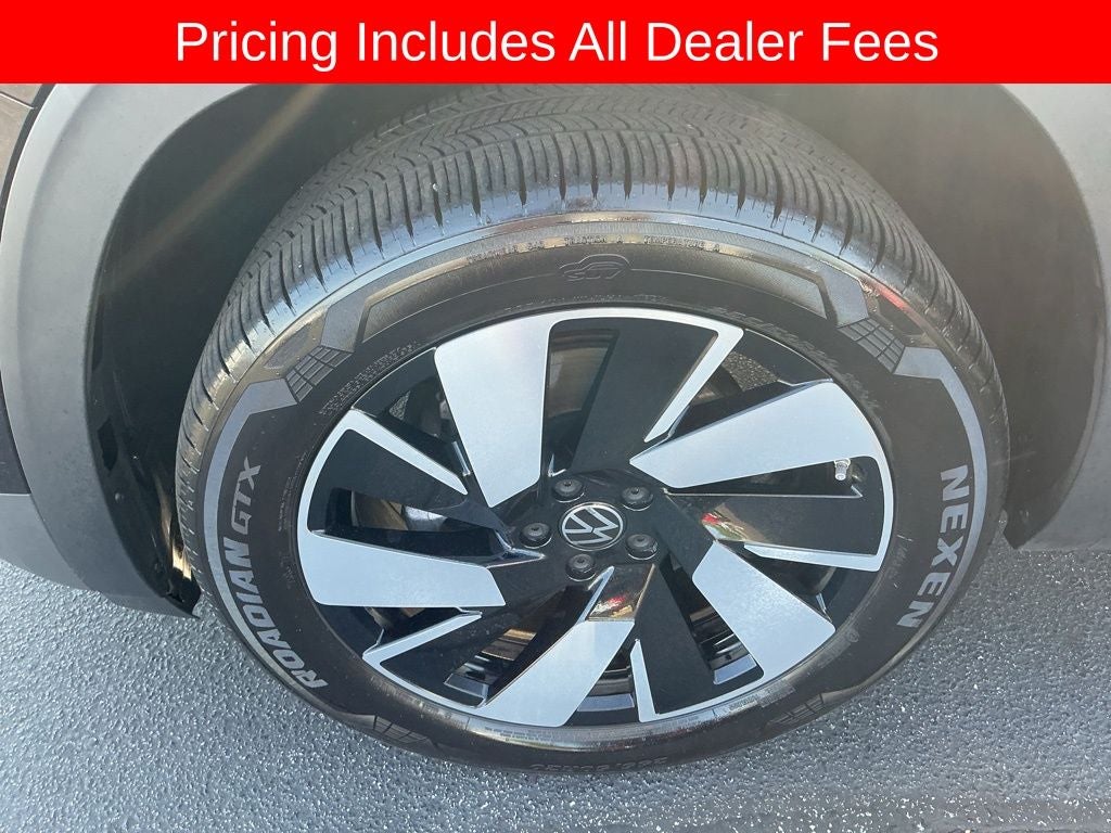 2025 Volkswagen Atlas Cross Sport 2.0T SEL