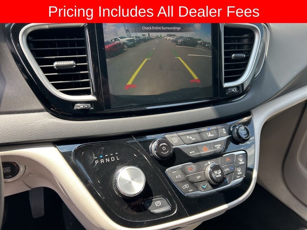 2024 Chrysler Pacifica Touring L