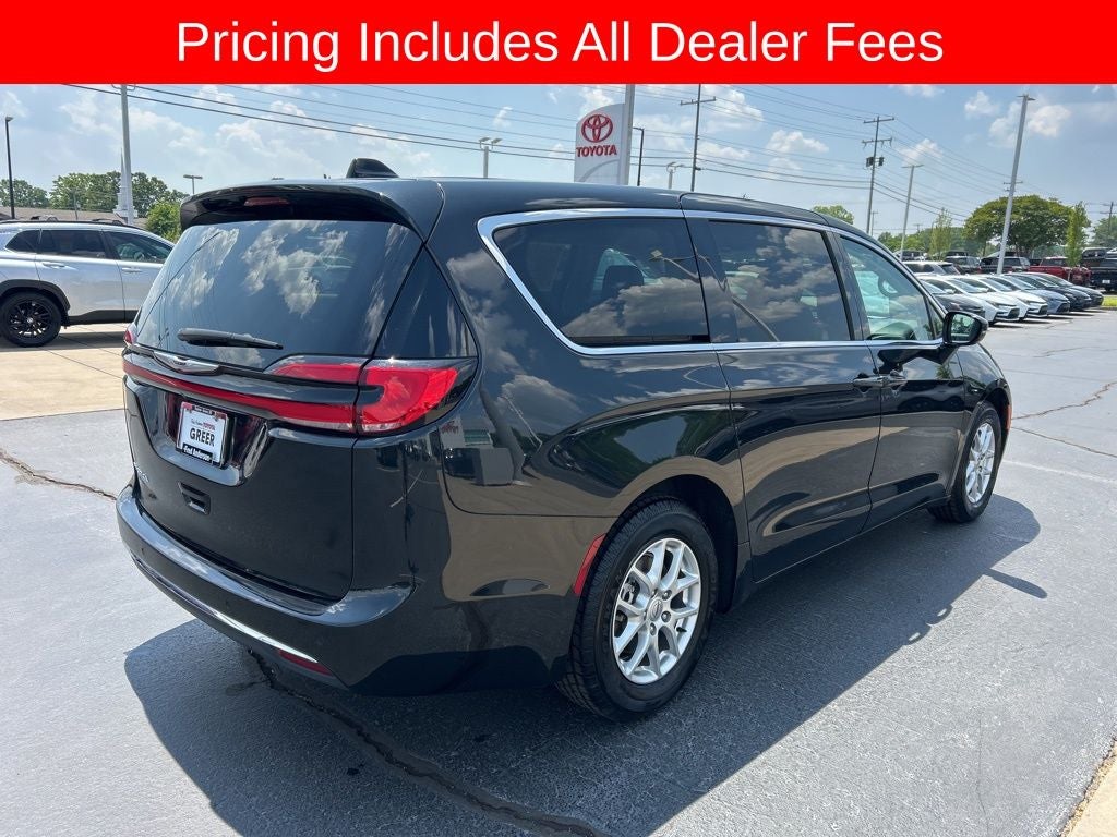 2024 Chrysler Pacifica Touring L