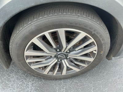 2022 Nissan Kicks SV