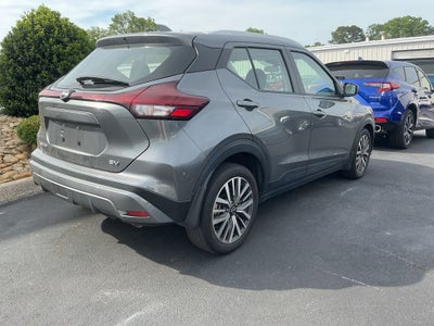 2022 Nissan Kicks SV