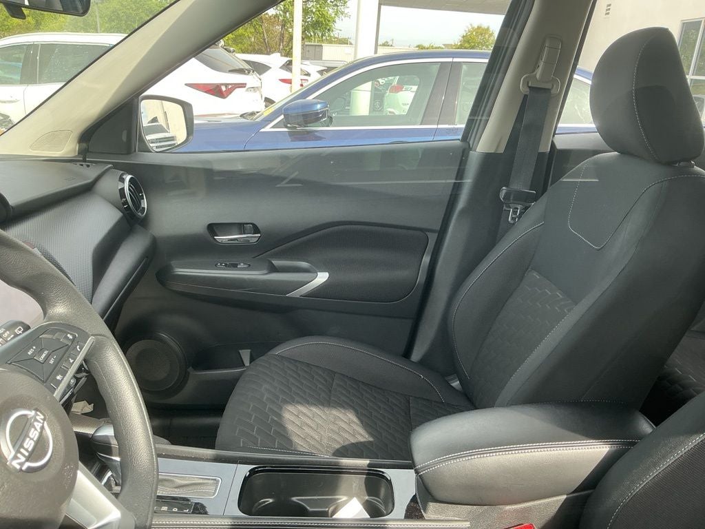 2022 Nissan Kicks SV