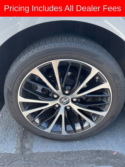 2018 Toyota Camry SE