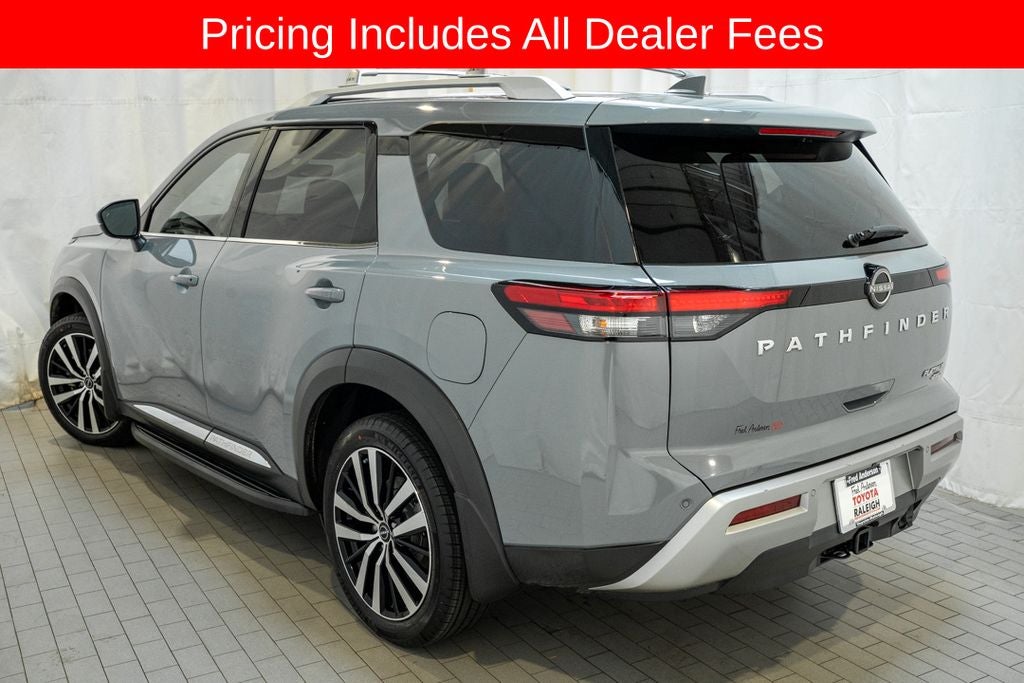 2023 Nissan Pathfinder Platinum