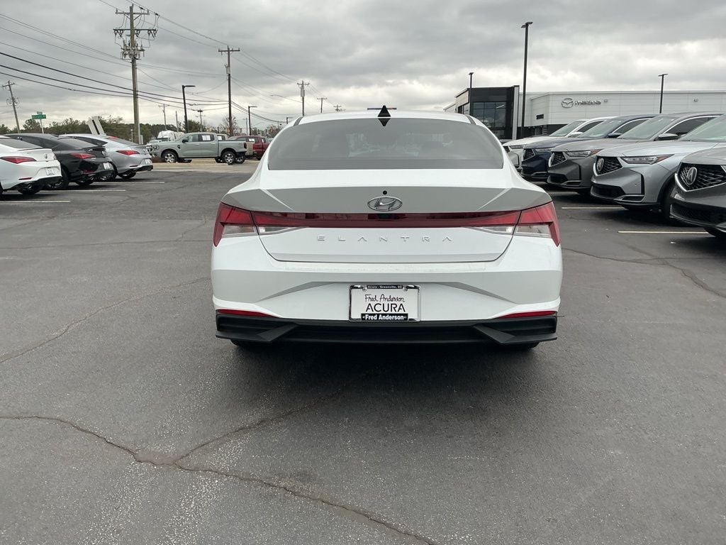 2023 Hyundai Elantra SEL