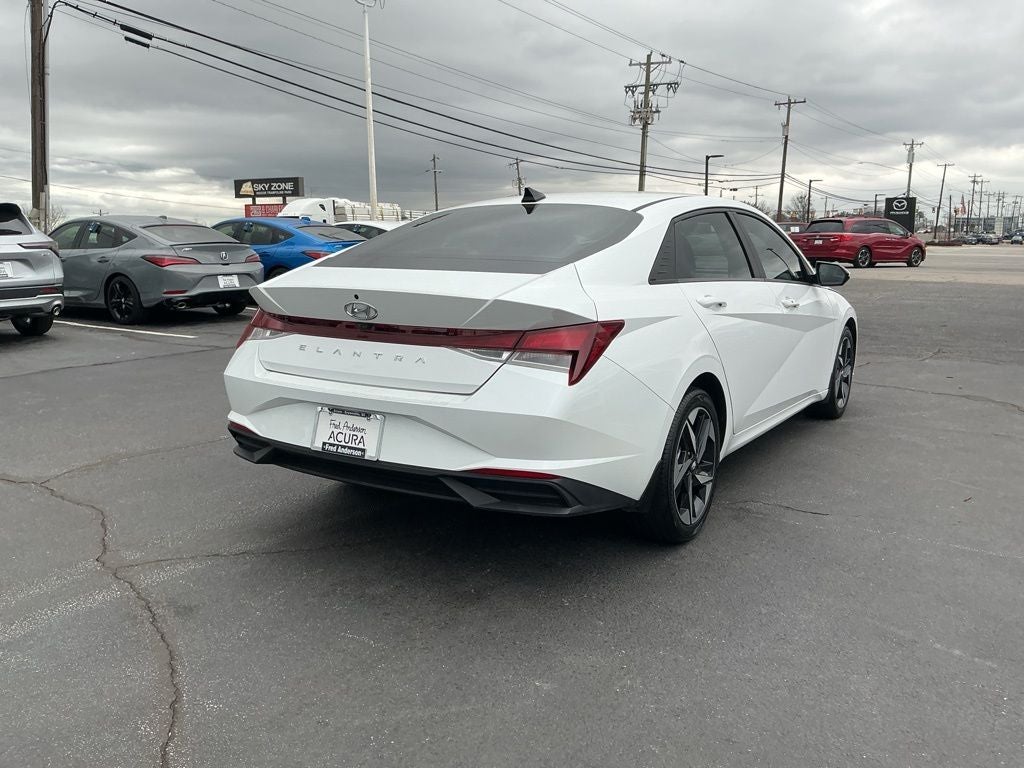 2023 Hyundai Elantra SEL