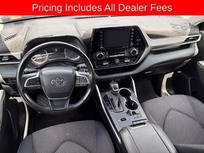 2022 Toyota Highlander LE