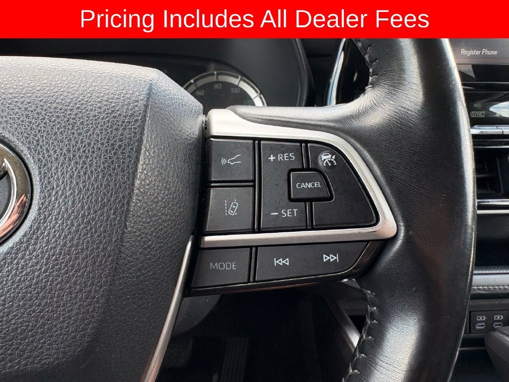 2022 Toyota Highlander LE