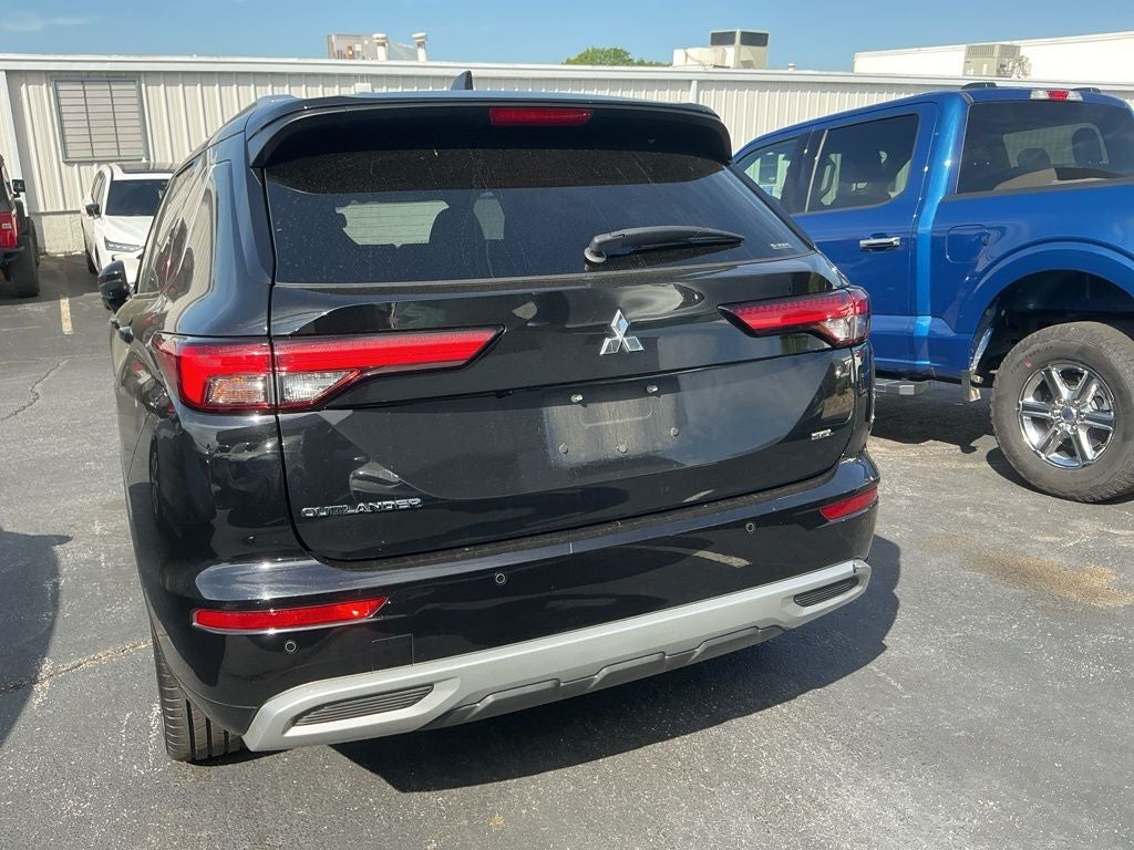 2022 Mitsubishi Outlander SEL