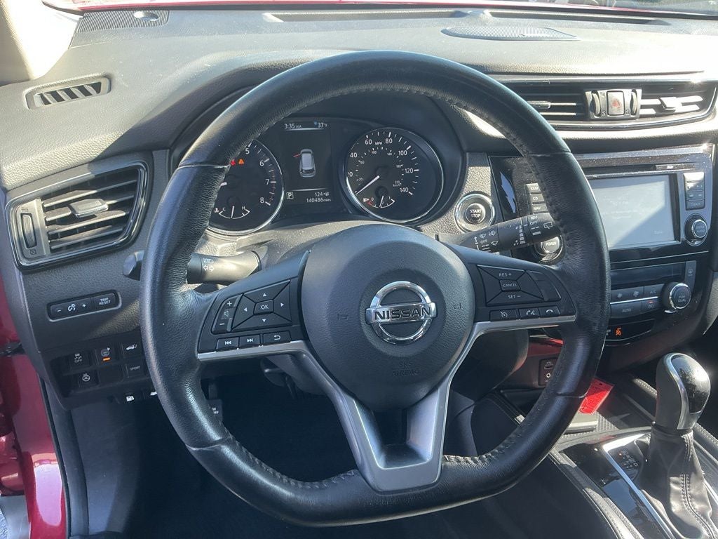 2017 Nissan Rogue SL