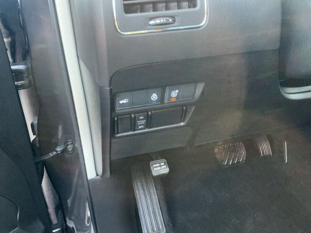 2022 INFINITI QX80 Premium Select