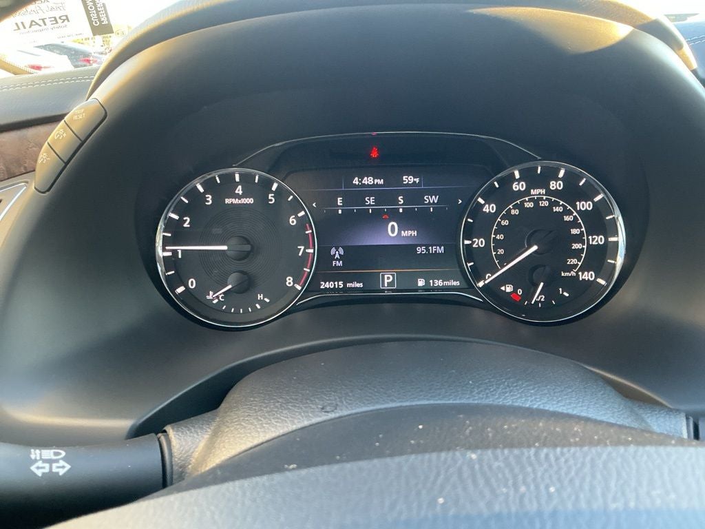 2022 INFINITI QX80 Premium Select