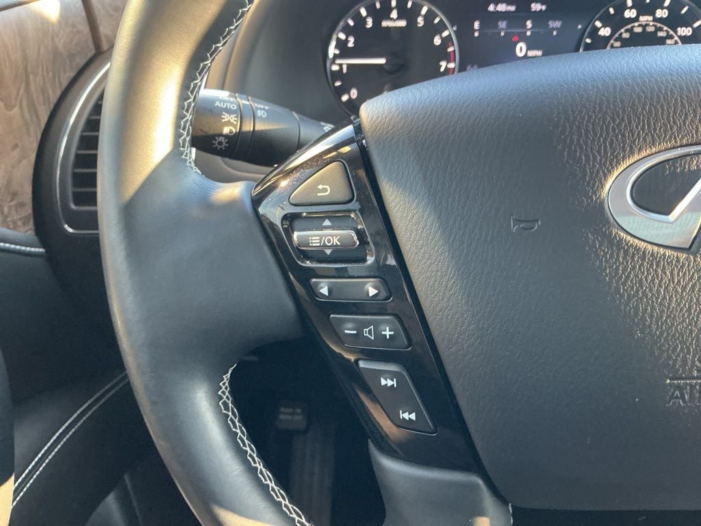 2022 INFINITI QX80 Premium Select