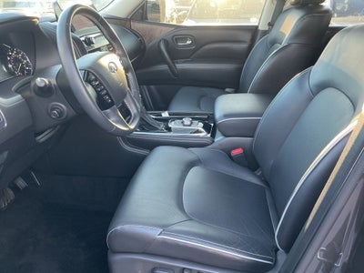 2022 INFINITI QX80 Premium Select