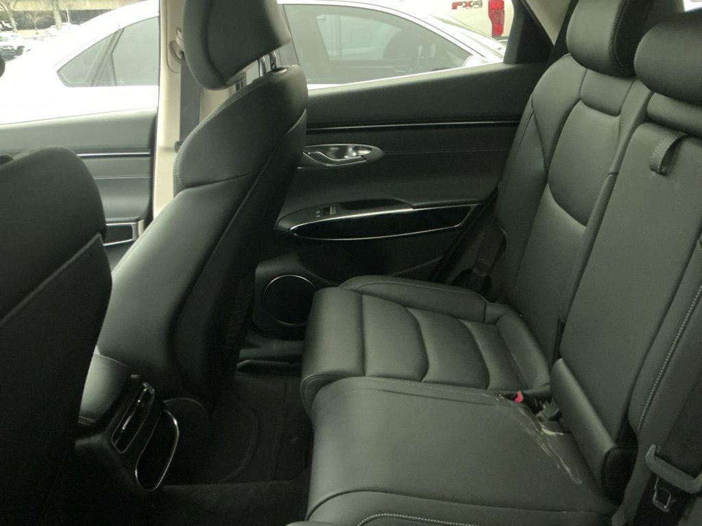 2023 Genesis GV70 2.5T