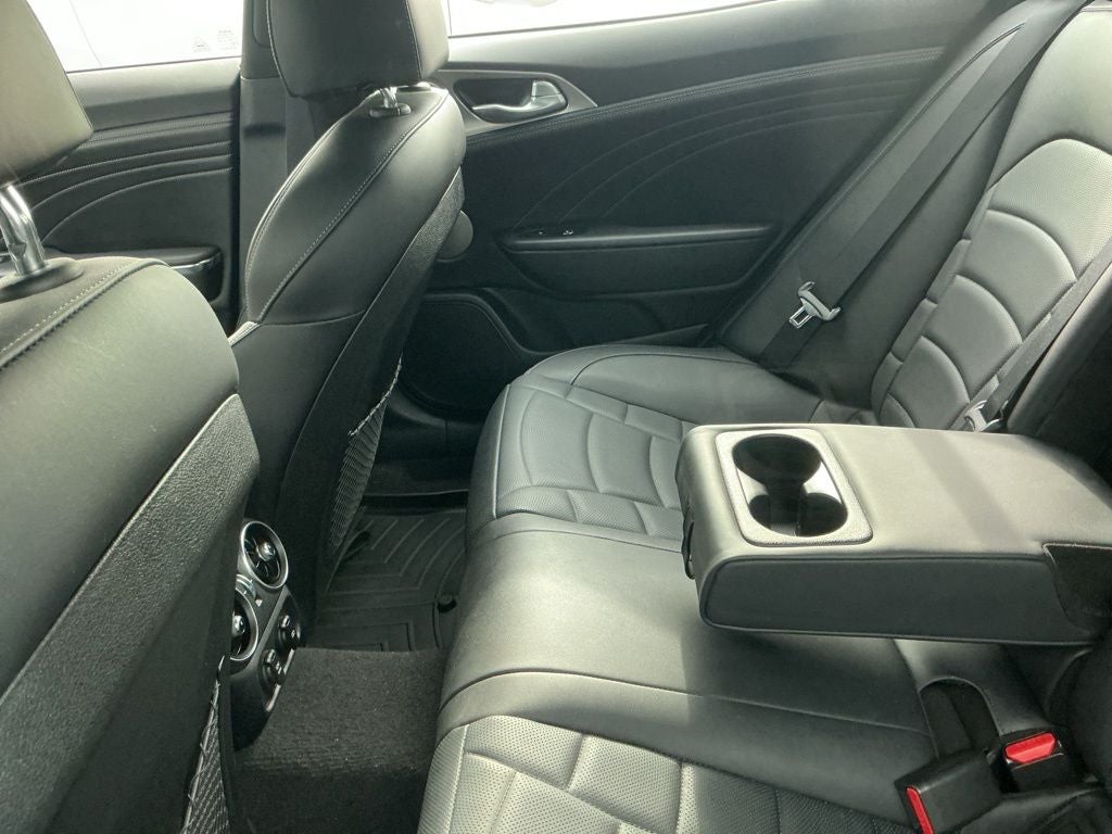 2023 Kia Stinger GT2