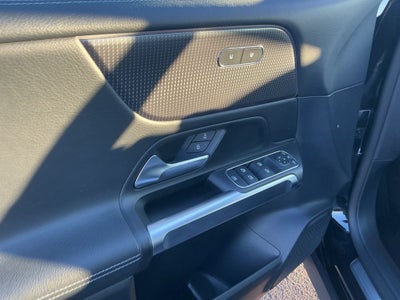 2022 Mercedes-Benz GLB GLB 250