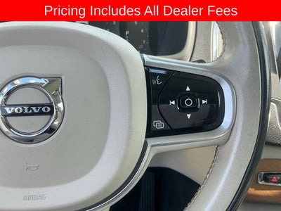 2022 Volvo XC90 T6 Momentum