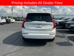 2022 Volvo XC90 T6 Momentum