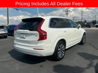 2022 Volvo XC90 T6 Momentum