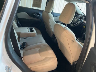 2016 Jeep Cherokee Sport