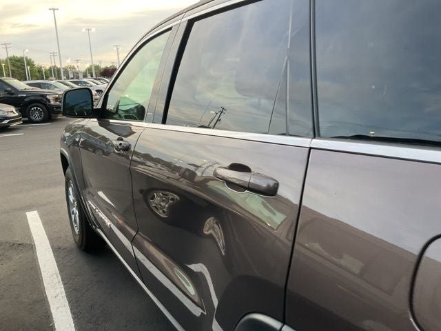 2019 Jeep Grand Cherokee Laredo E