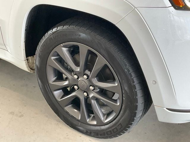 2019 Jeep Grand Cherokee Overland