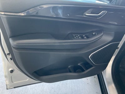 2022 Jeep Grand Cherokee L Altitude