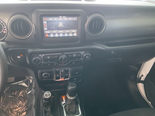 2023 Jeep Gladiator Willys