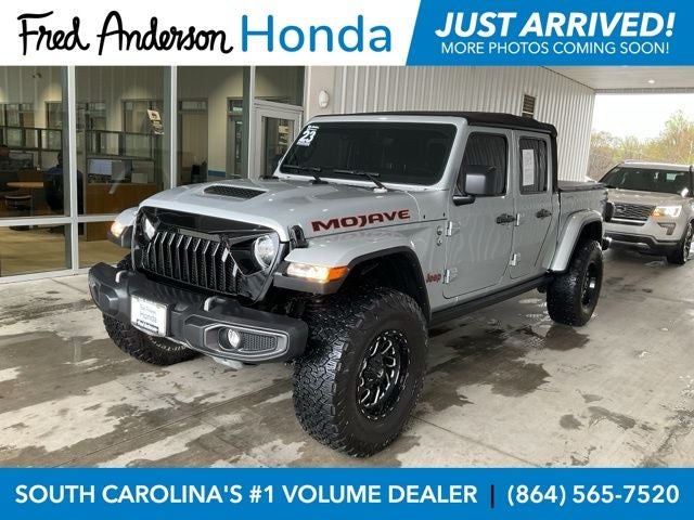 2023 Jeep Gladiator Mojave