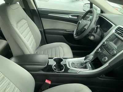 2016 Ford Fusion S