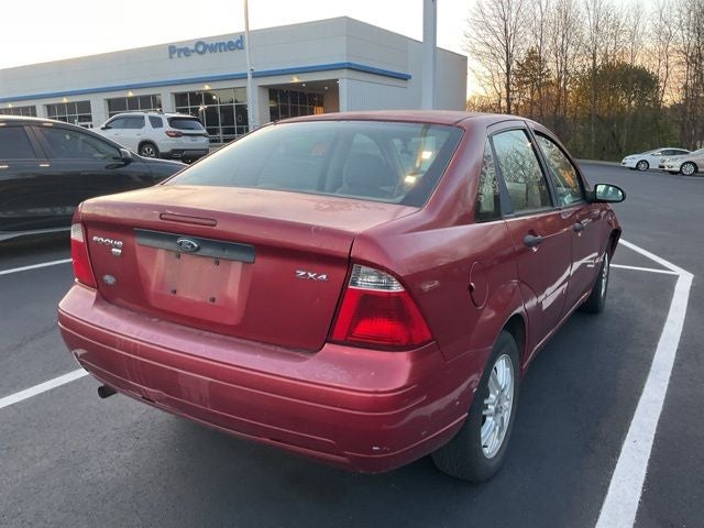 2005 Ford Focus ZX4