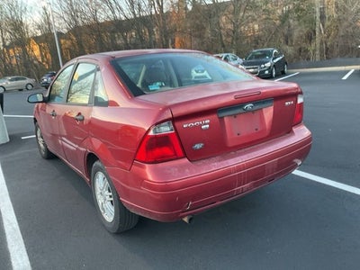 2005 Ford Focus ZX4