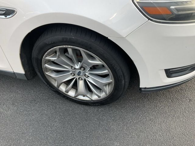2015 Ford Taurus Limited