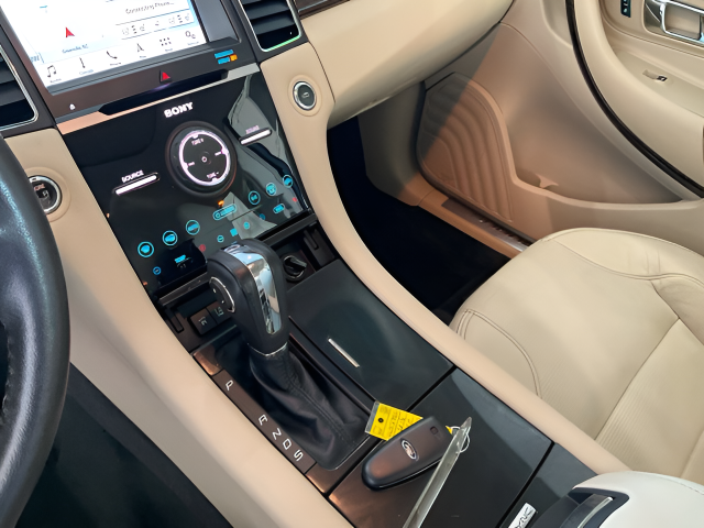 2016 Ford Taurus Limited