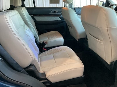 2017 Ford Explorer Platinum