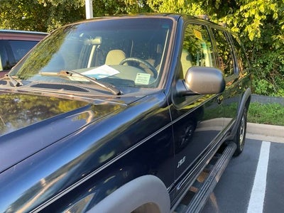 2000 Ford Explorer XLS