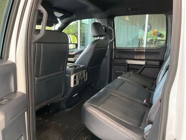 2022 Ford F-350SD Lariat