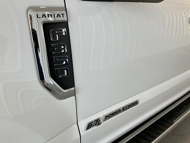 2022 Ford F-350SD Lariat