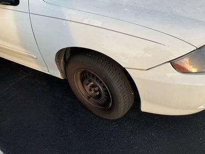 2004 Chevrolet Cavalier Base