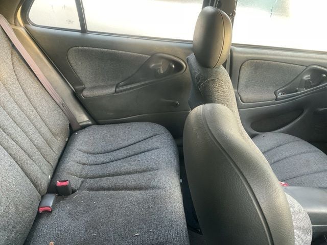 2004 Chevrolet Cavalier Base