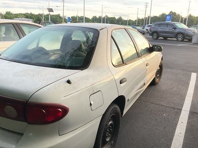 2004 Chevrolet Cavalier Base