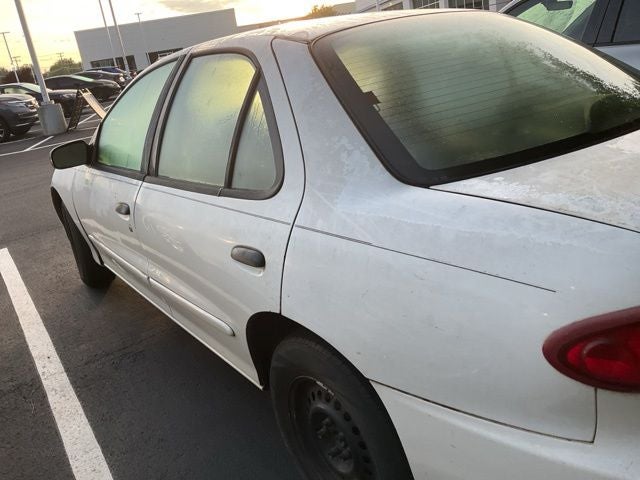 2004 Chevrolet Cavalier Base