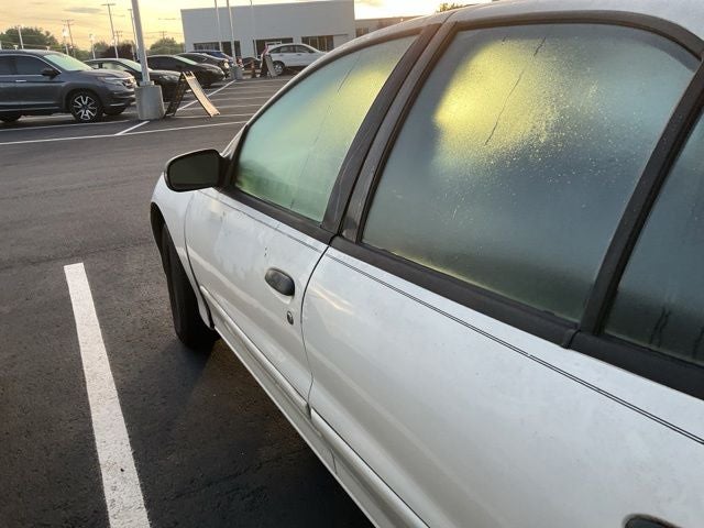 2004 Chevrolet Cavalier Base