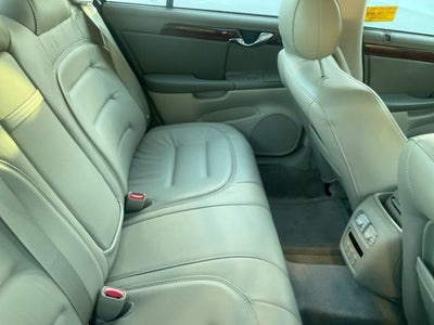 2003 Cadillac DeVille Base