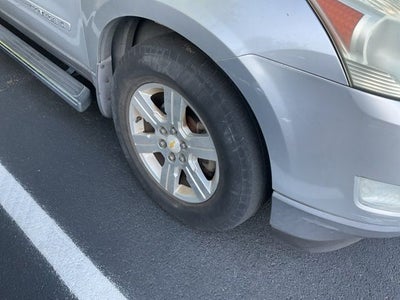 2009 Chevrolet Traverse LT 1LT