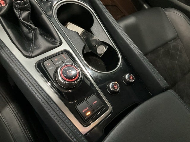 2017 Nissan Maxima SR